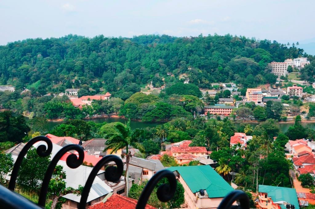36 Bed & Breakfast Kandy Extérieur photo